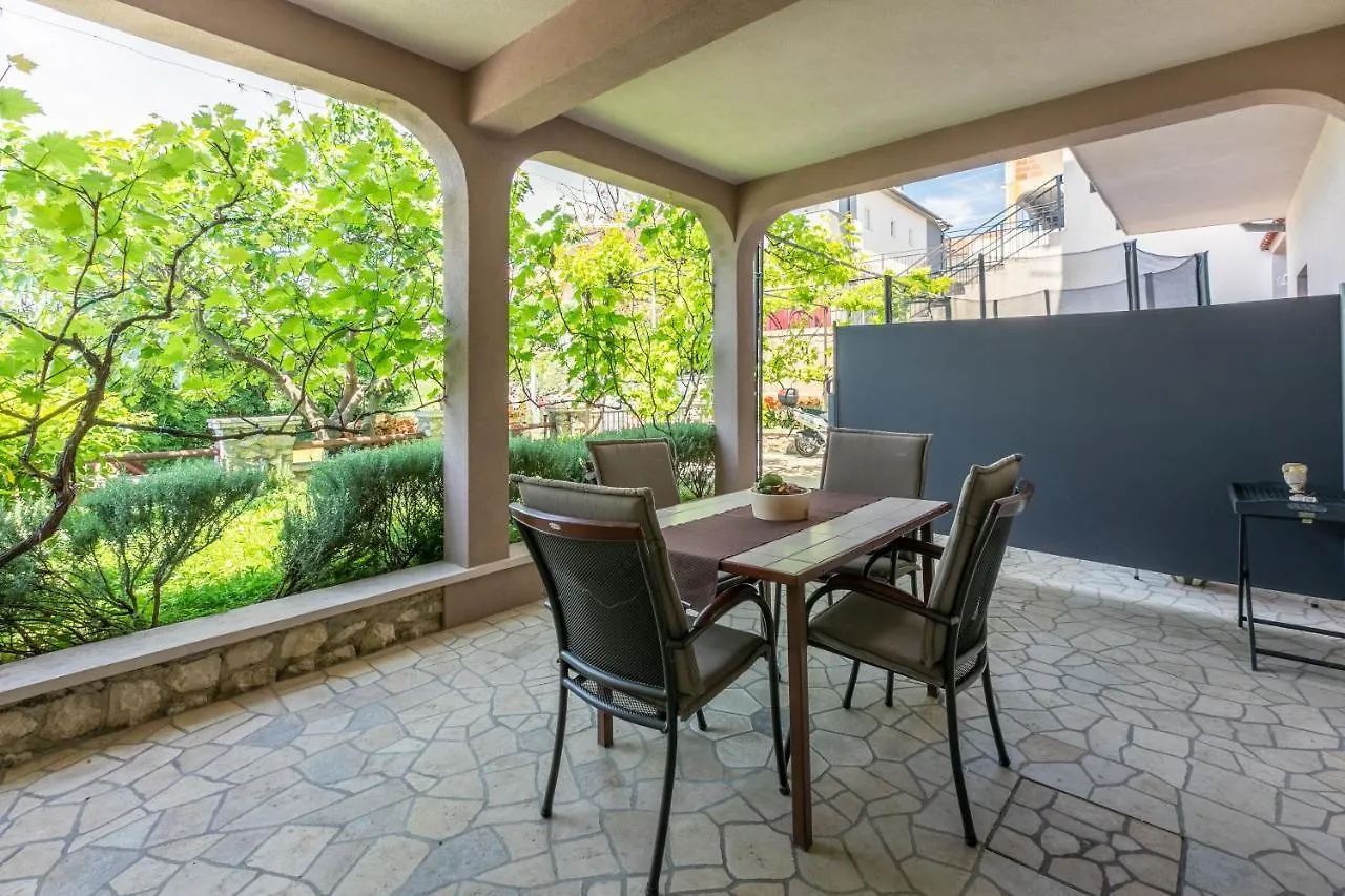 Apartment Milojka Crikvenica