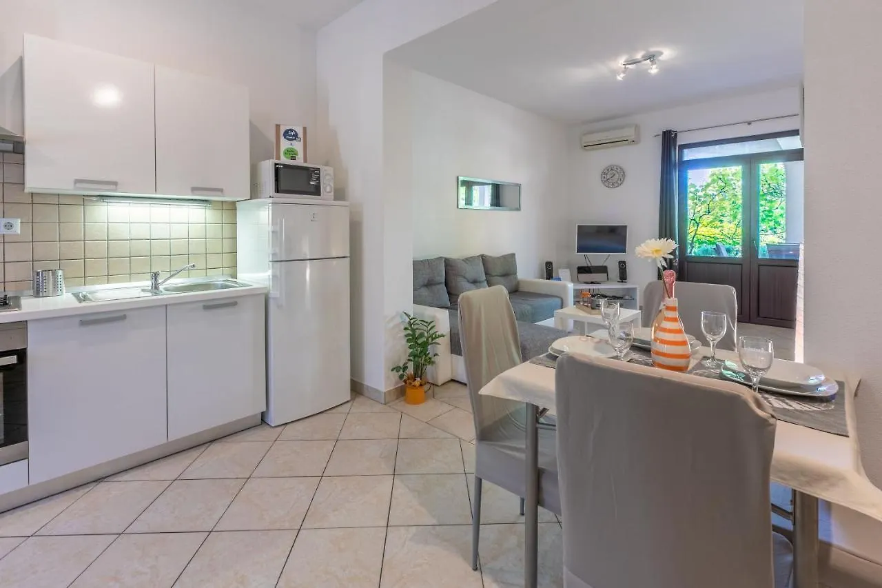 Apartment Milojka Crikvenica